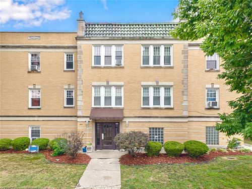 1944 Wesley Unit 202, Berwyn, IL 60402