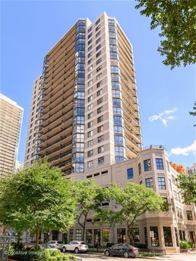 33 W Delaware Unit 11C, Chicago, IL 60610