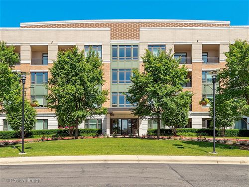 1000 Village Center Unit 314, Burr Ridge, IL 60527