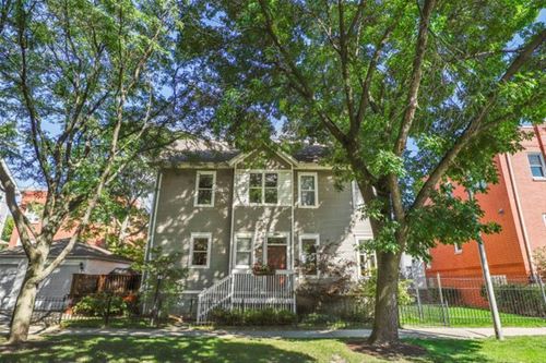 2919 N Wolcott, Chicago, IL 60657