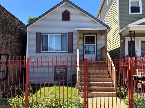 3032 N Kedzie, Chicago, IL 60618