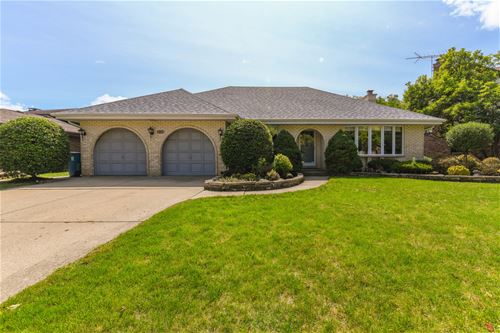 1009 W Surrey, Addison, IL 60101