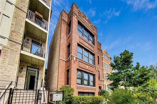 738 W Buckingham Unit 3, Chicago, IL 60657