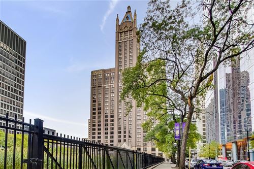 680 N Lake Shore Unit 1115, Chicago, IL 60611