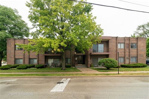 105 S Arlington Unit 201, Elmhurst, IL 60126