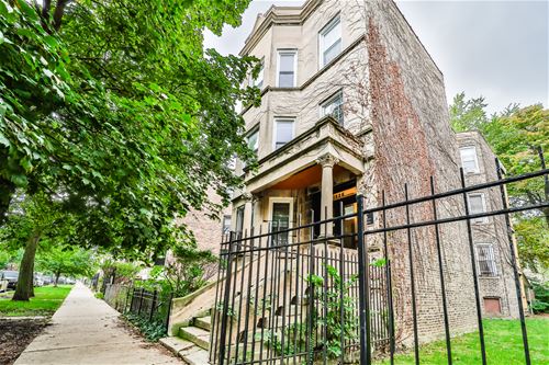 1526 N Oakley, Chicago, IL 60622