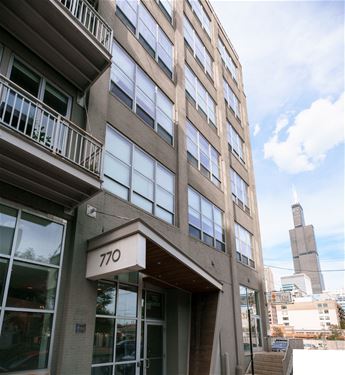 770 W Gladys Unit 501, Chicago, IL 60661