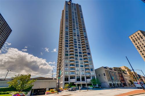 2020 N Lincoln Park West Unit 17J, Chicago, IL 60614