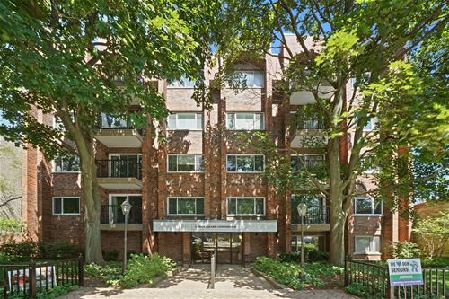 420 Linden Unit 503, Wilmette, IL 60091