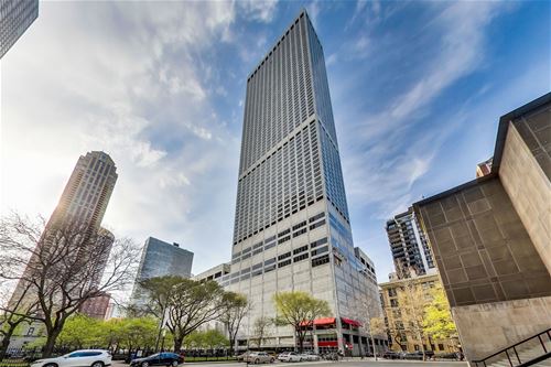 180 E Pearson Unit 3407, Chicago, IL 60611