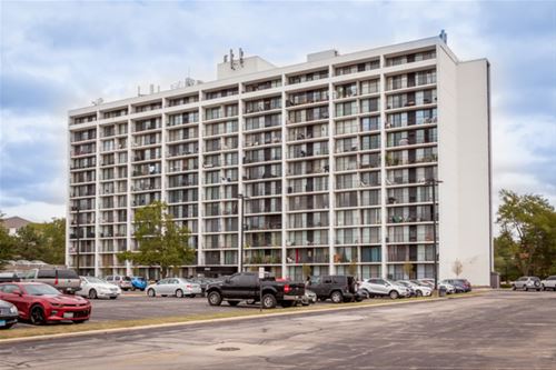 2005 S Finley Unit 504, Lombard, IL 60148