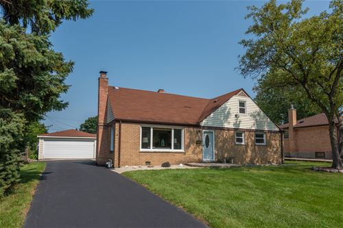 324 Orchard, Roselle, IL 60172