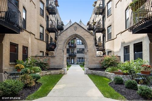 4434 N Damen Unit 1E, Chicago, IL 60625