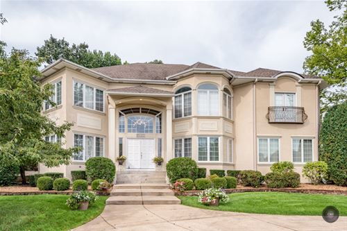 8S320 Hampton, Naperville, IL 60540