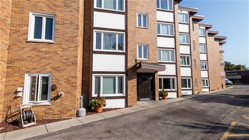 1900 Wilmette Unit 3F, Wilmette, IL 60091