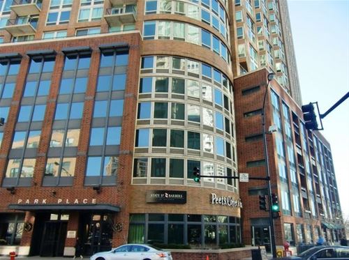 600 N Kingsbury Unit 209, Chicago, IL 60654