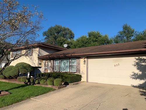 933 S Braintree, Schaumburg, IL 60193