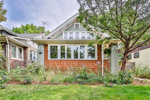 4917 N Christiana, Chicago, IL 60625