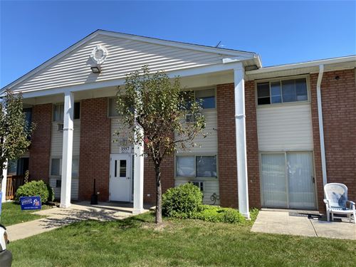 1557 Jill Unit 201, Glendale Heights, IL 60139