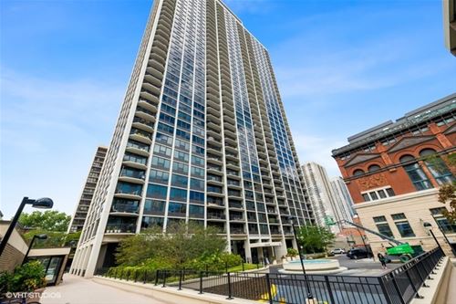 1560 N Sandburg Unit 2404, Chicago, IL 60610