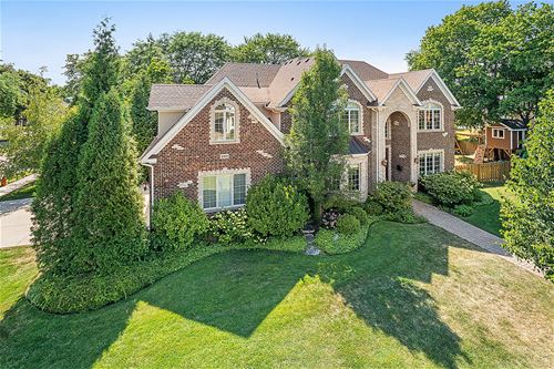 2301 Ash, Northbrook, IL 60062