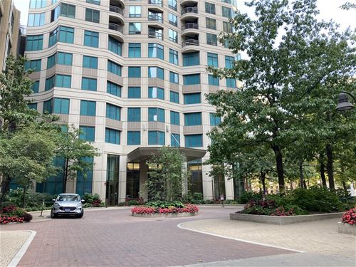 400 N LaSalle Unit 1111, Chicago, IL 60654