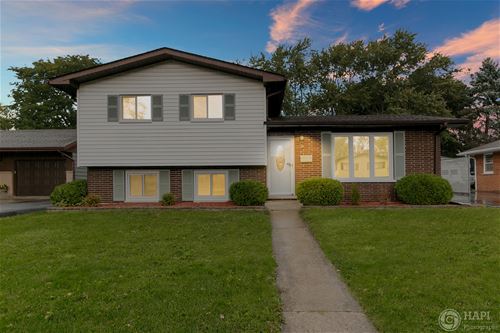 2628 Dana, Waukegan, IL 60087