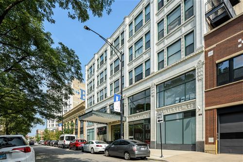 4715 N Racine Unit C205, Chicago, IL 60640