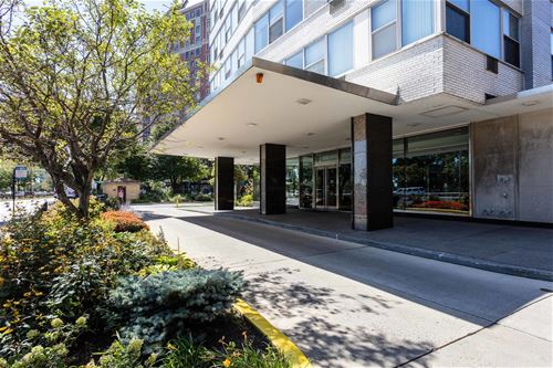 3900 N Lake Shore Unit 7E, Chicago, IL 60613