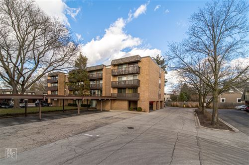 1925 Tanglewood Unit 2C, Glenview, IL 60025