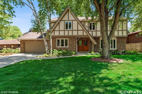 1017 W Golf, Libertyville, IL 60048