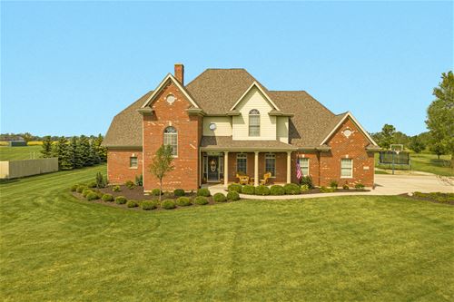 8520 W Blackthorne, Frankfort, IL 60423