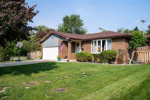 319 N Marcella, Mount Prospect, IL 60056