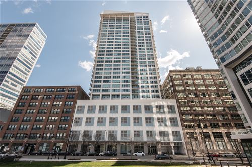 701 S Wells Unit 1504, Chicago, IL 60607