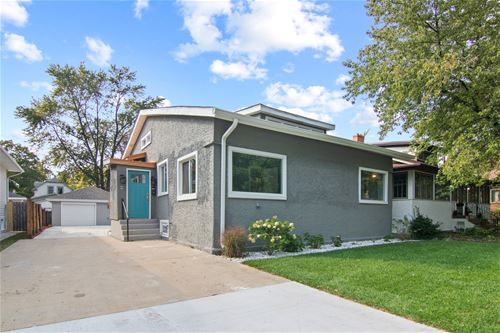 637 S Humphrey, Oak Park, IL 60304