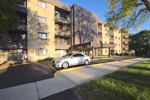 1133 S Finley Unit 106, Lombard, IL 60148