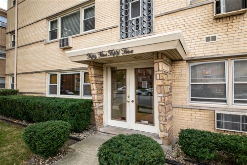 5555 W Higgins Unit 4, Chicago, IL 60630