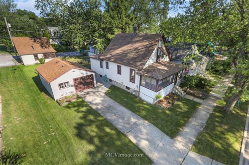 723 Warner, Lemont, IL 60439