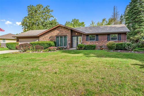 4840 Crofton, Rockford, IL 61114