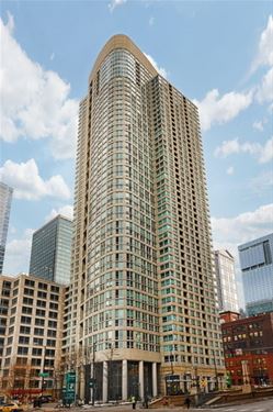 345 N LaSalle Unit 1502, Chicago, IL 60654