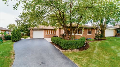 1446 Huntington, Glenview, IL 60025