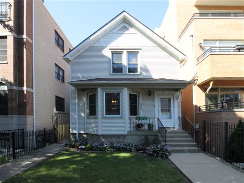 3050 N Oakley, Chicago, IL 60618