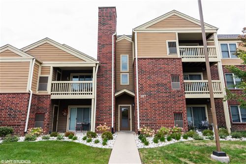 107 Glengarry Unit 304, Bloomingdale, IL 60108