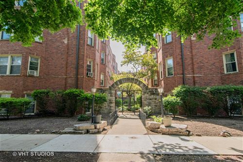 4126 N Kedvale Unit 203, Chicago, IL 60641