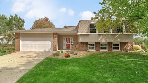 1313 Leeds, Wheaton, IL 60189