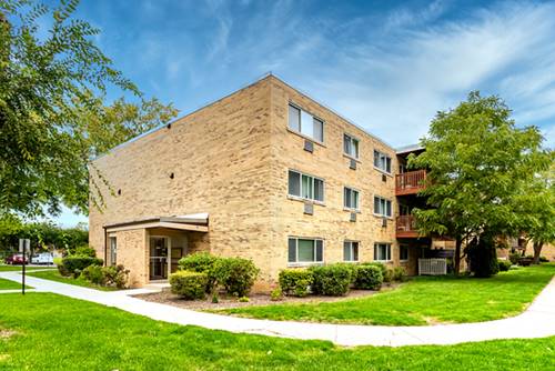 748 Dempster Unit 102, Mount Prospect, IL 60056