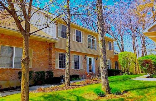 1340 Laurel Oaks, Streamwood, IL 60107