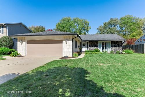 152 W King Arthur, Palatine, IL 60067