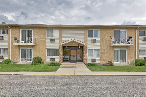 8820 N Western Unit 1C, Des Plaines, IL 60016