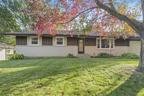 2935 Kentwood, Rockford, IL 61109